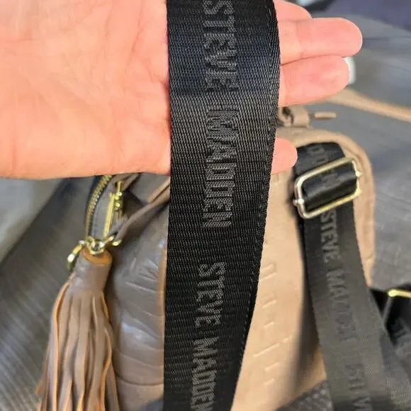 Steve Madden Mini Backpack LOGO Tassel Charm Vegan Leather Y2K Greige Taupe - Picture 8 of 13